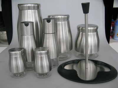 廠家直銷歐式儲(chǔ)物罐，品質(zhì)與設(shè)計(jì)的完美融合——深圳市聯(lián)豐不銹鋼制品